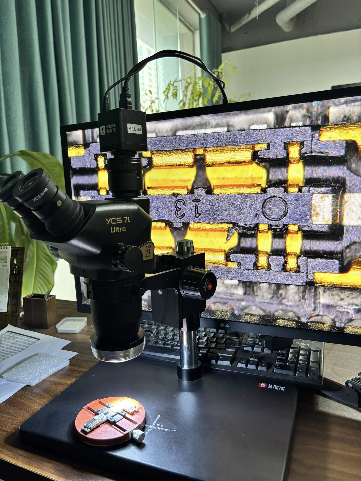 YCS 71 Ultra Trinocular Mikroskop